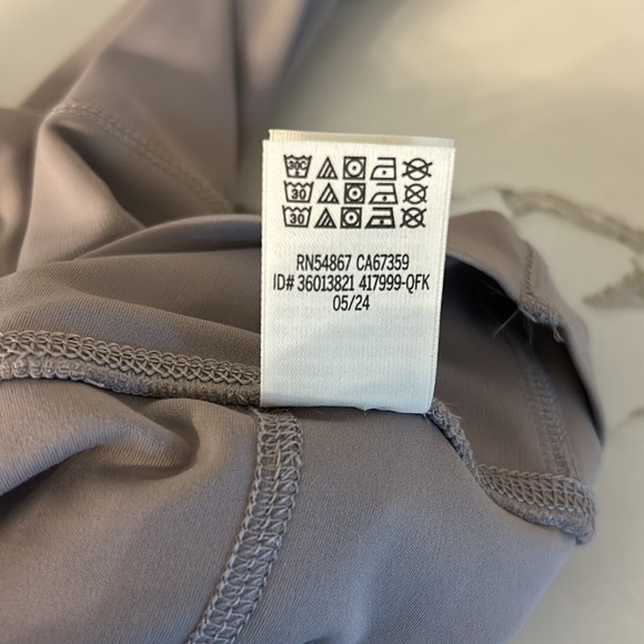 Victoria Secret PINK RELAY LEGGINGS Regular size Small Violet Ashes Lavender - Picture 11 of 12